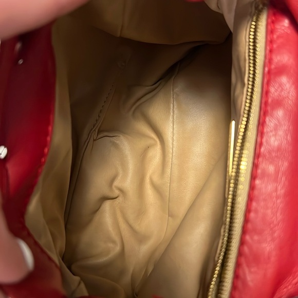 BOTTEGA VENETA RED BACKPACK - Picture 13 of 17